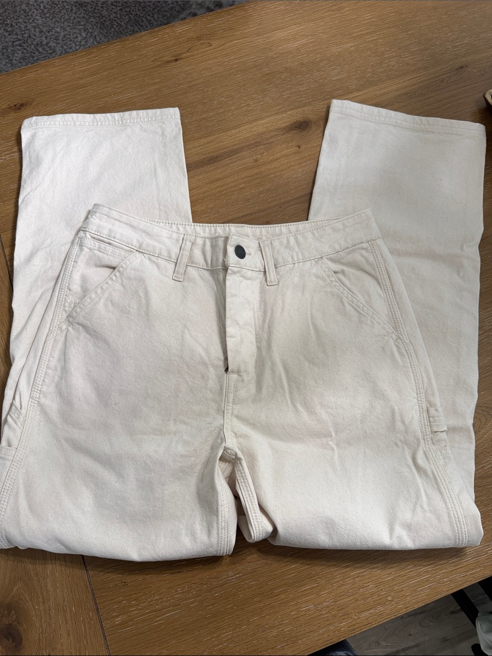 American Eagle Outfitters Men's Cream Chino Pants